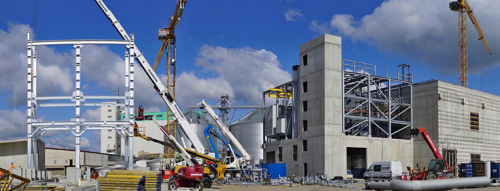 Industriebau – Hallen & Produktionsstätten